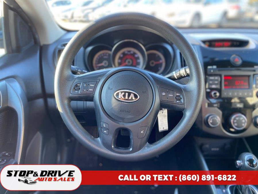 Used 2013 Kia Forte Koup EX image 12