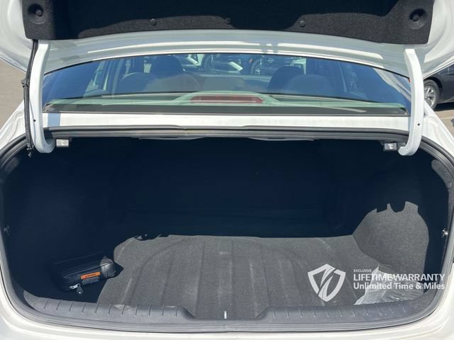 Certified 2025 Hyundai Elantra SEL FWD image 21