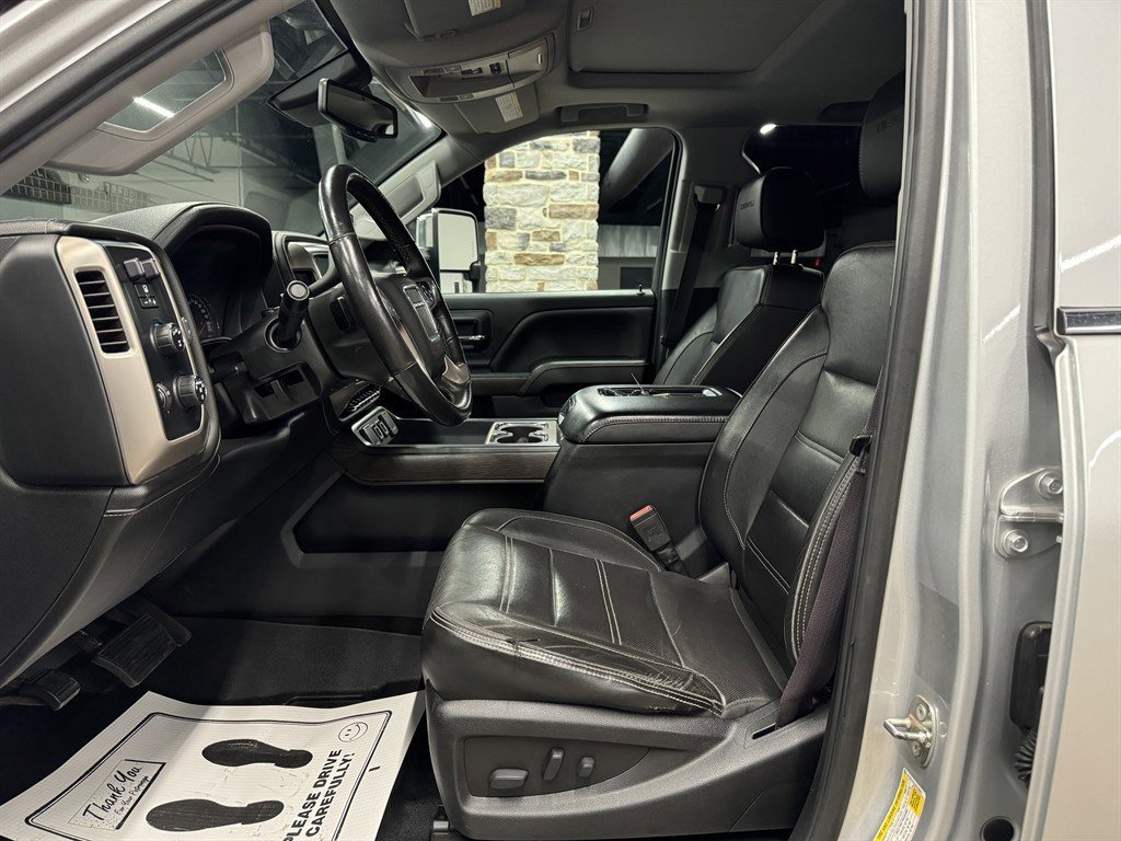 Used 2017 GMC Sierra 3500 Denali w/ Duramax Plus Package AWD/4WD image 22