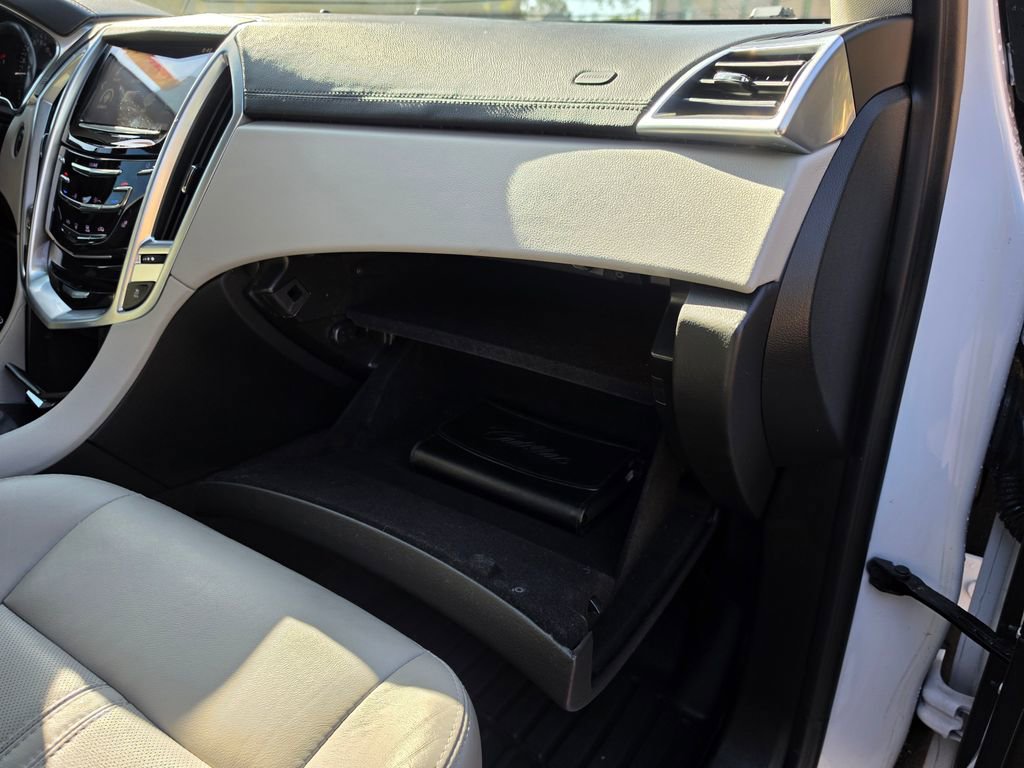 Used 2016 Cadillac SRX Performance w/ Driver Assist Package image 53