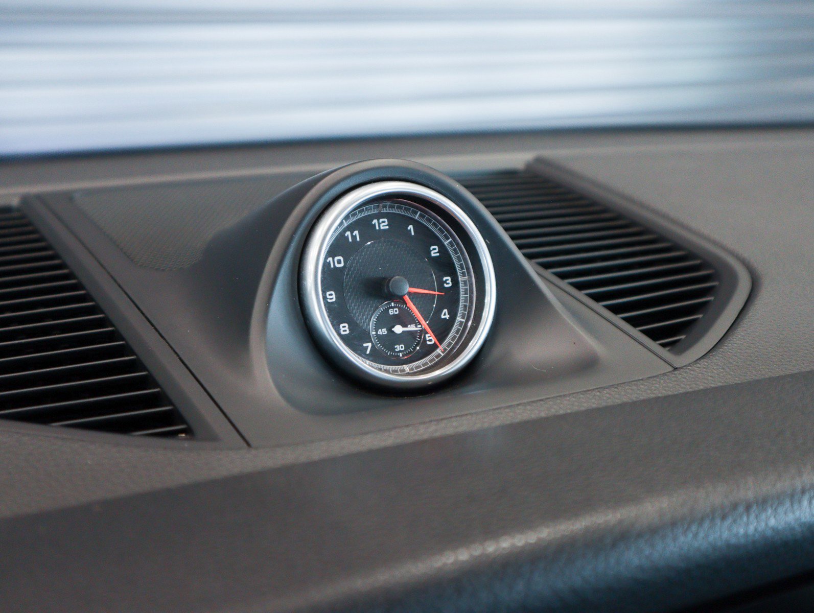 Certified 2020 Porsche Macan S AWD/4WD image 21