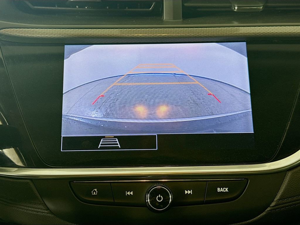 Used 2022 Buick Encore GX Essence FWD image 15