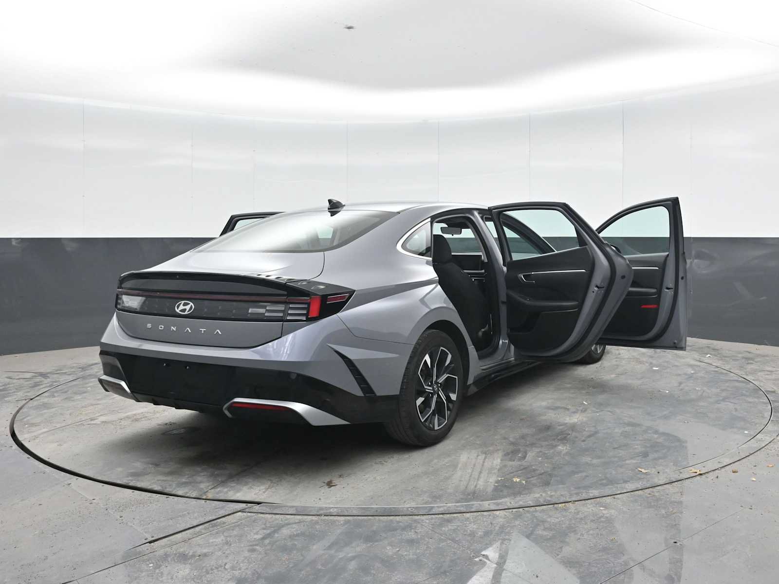 Used 2024 Hyundai Sonata SEL FWD image 52
