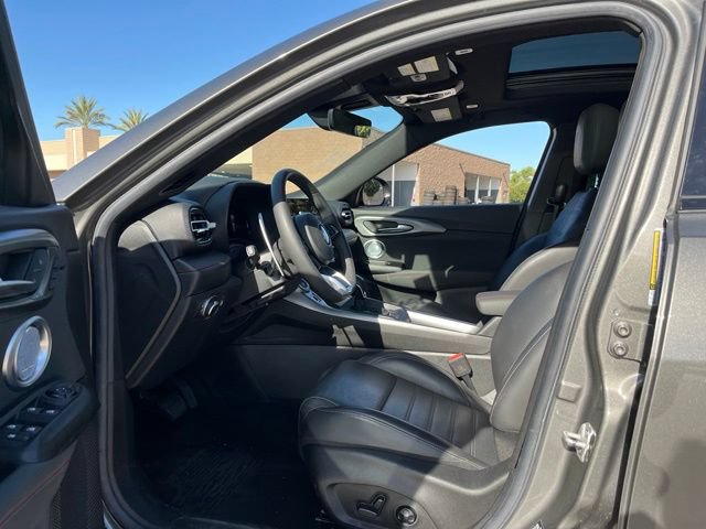 Used 2024 Dodge Hornet R/T Plus w/ R/T Blacktop Package AWD/4WD image 9