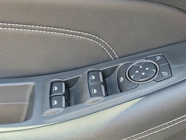 Used 2022 Ford Edge Titanium AWD/4WD image 29