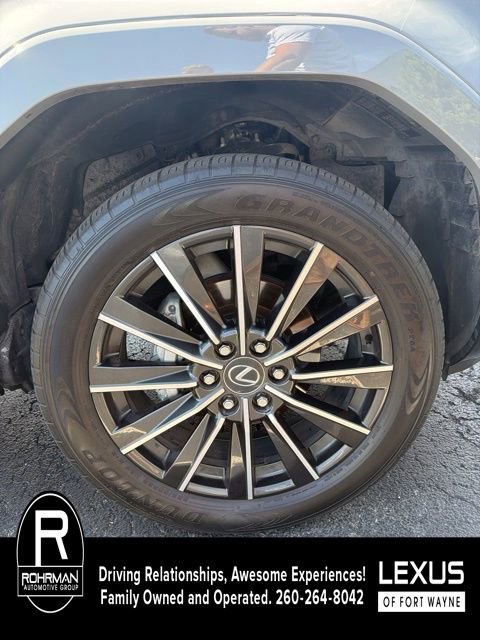 Used 2024 Lexus GX 550 w/ Accessory Package (2T) AWD/4WD image 6