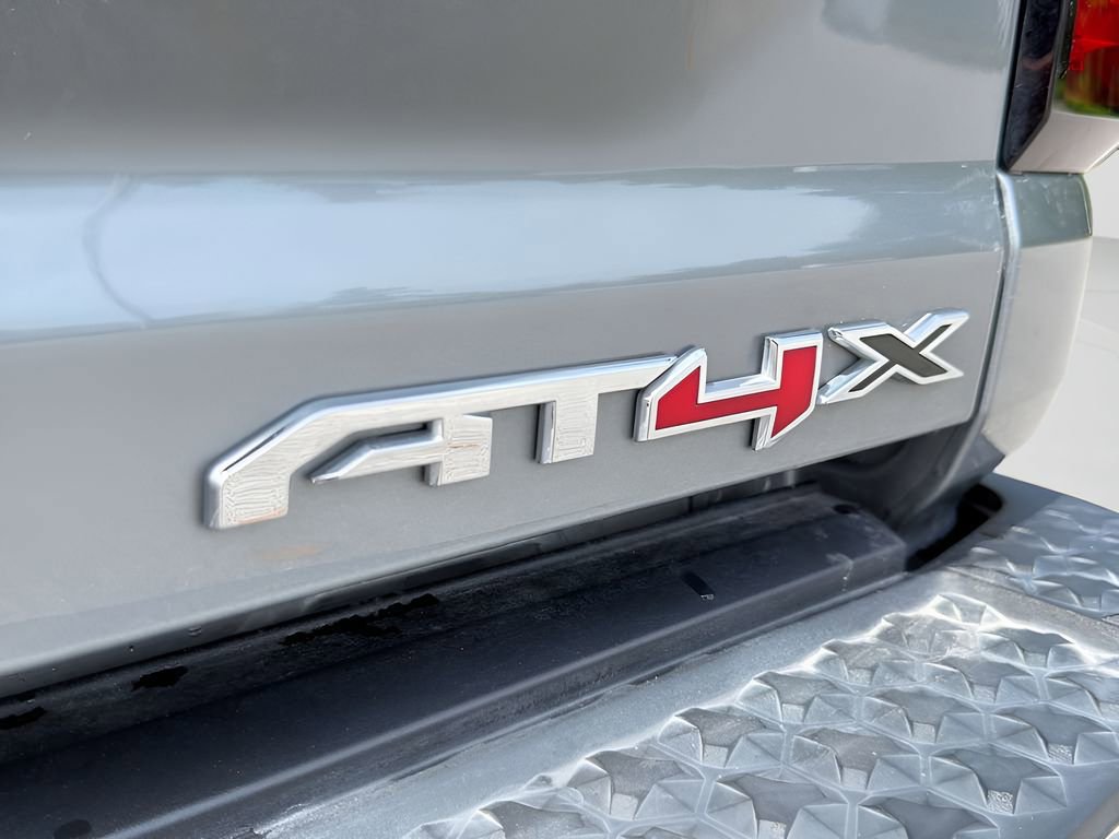 Used 2024 GMC Canyon AT4X AWD/4WD image 26