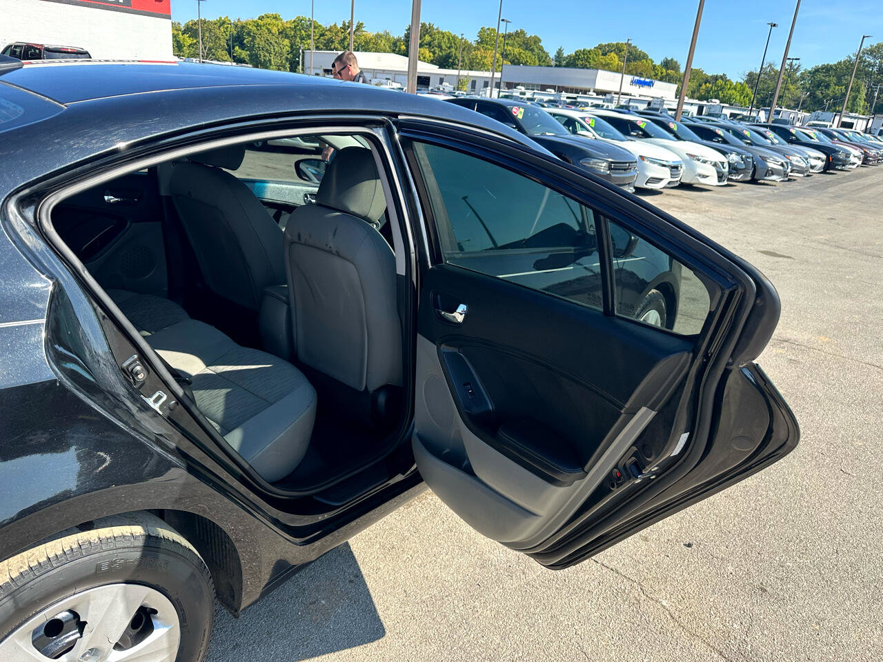 Used 2016 Kia Forte LX image 11