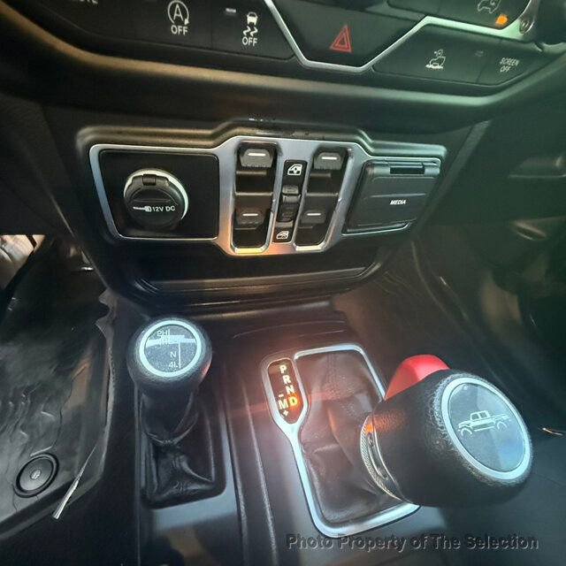 Used 2022 Jeep Gladiator Sport image 45