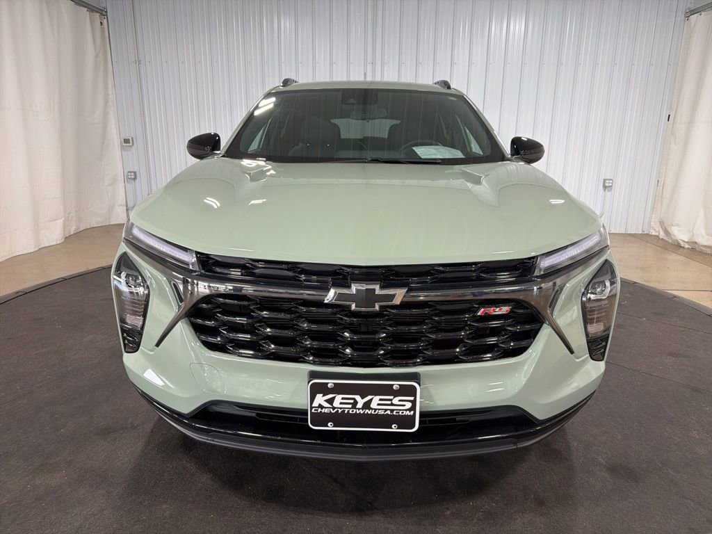 Certified 2024 Chevrolet Trax RS w/ Driver Confidence Package image 12