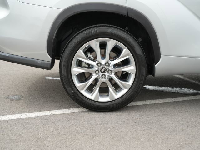 Used 2020 Toyota Highlander Limited FWD image 43