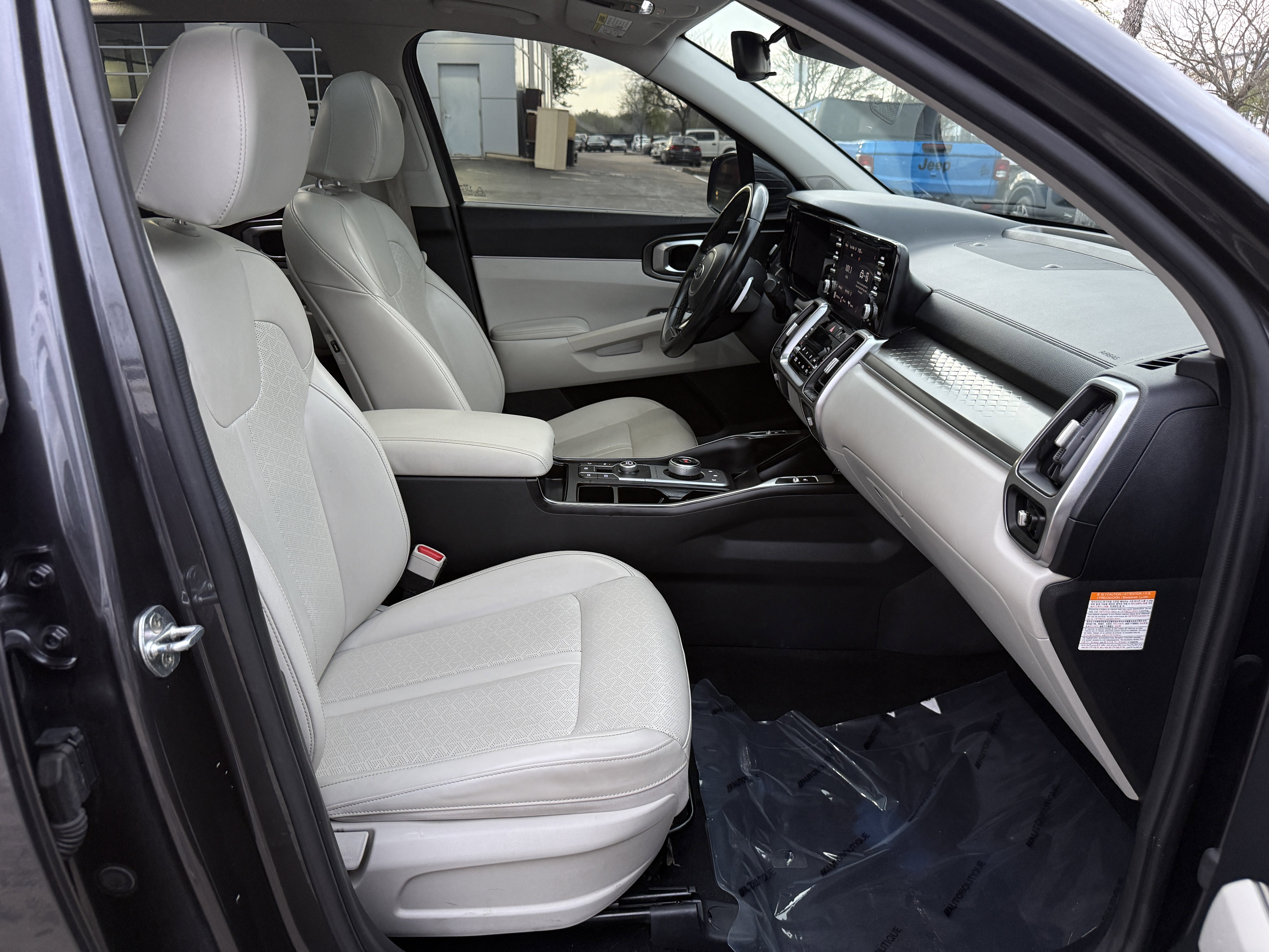 Used 2021 Kia Sorento EX FWD image 31