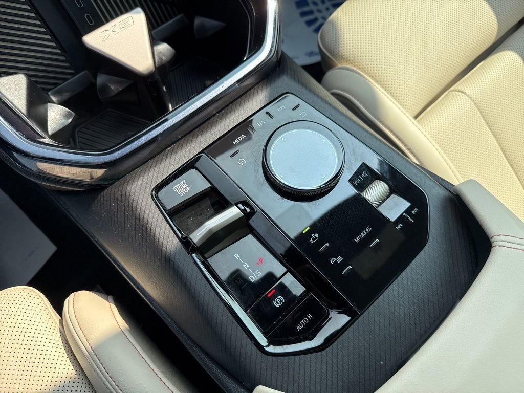 Used 2025 BMW X3 xDrive30i w/ Convenience Package image 30