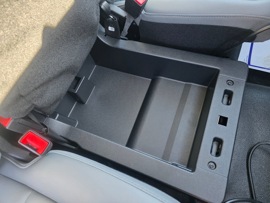 New 2025 Ford F350 XL w/ XL Chrome Package image 32