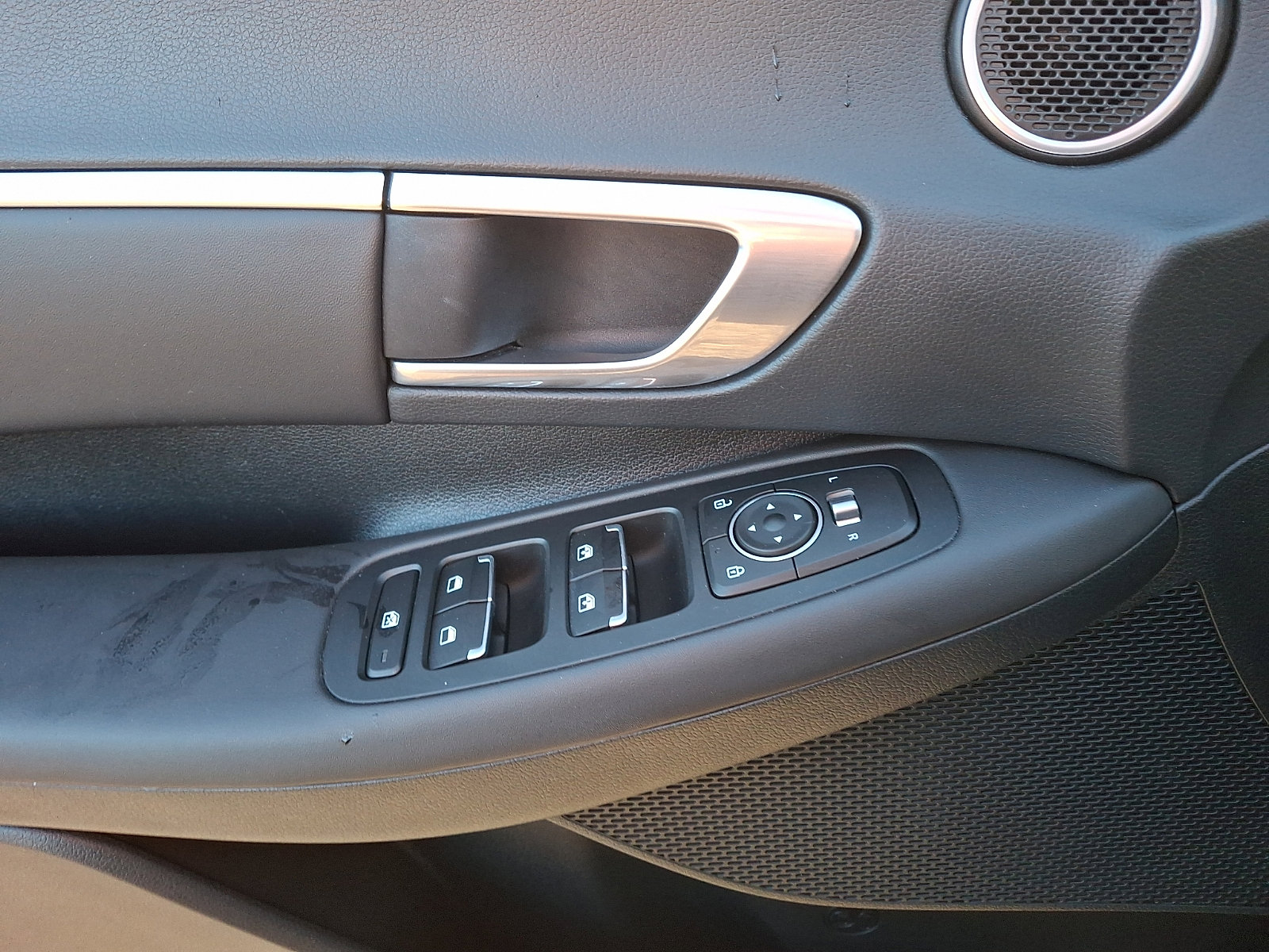 Certified 2023 Hyundai Sonata SEL FWD image 12