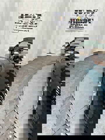 Used 2005 Jaguar XK8 Convertible image 12