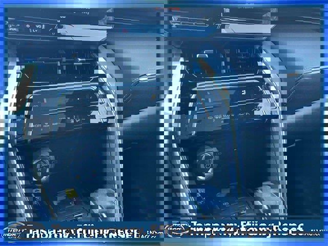 Used 2023 Toyota Venza Limited image 29