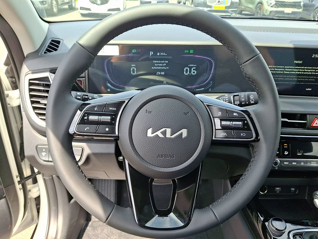 New 2026 Kia Seltos S FWD image 9