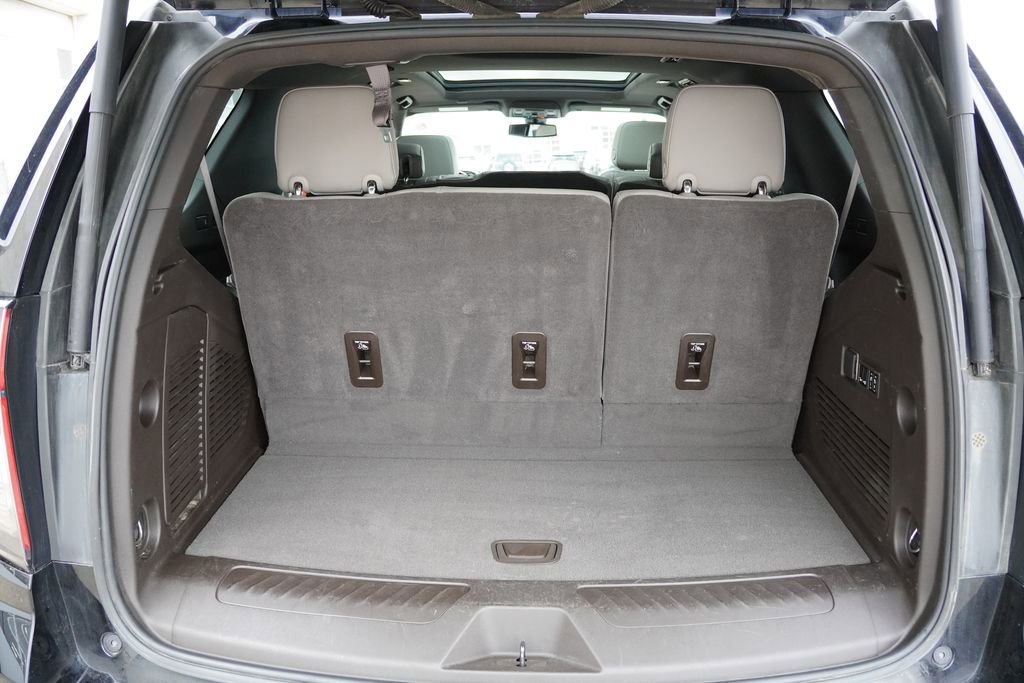 Used 2022 Chevrolet Tahoe LT w/ LT Signature Package image 23