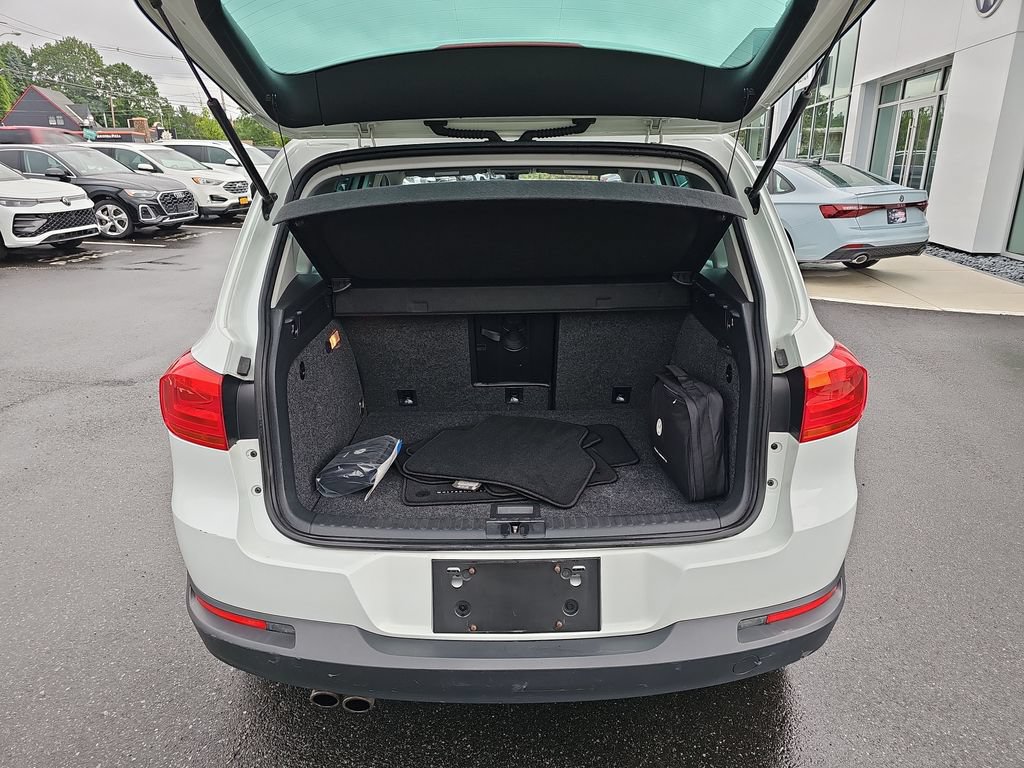 Used 2017 Volkswagen Tiguan Wolfsburg Edition FWD image 23