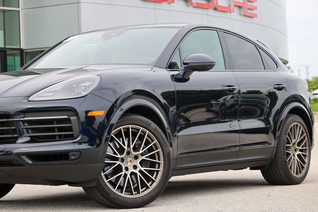 Certified 2023 Porsche Cayenne Platinum Edition AWD/4WD image 10