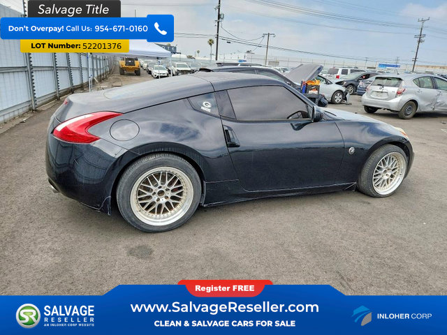 Used 2013 Nissan 370Z Coupe RWD image 4