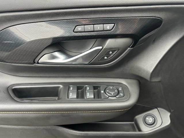 Used 2022 GMC Terrain AT4 w/ LPO, Floor Liner Package AWD/4WD image 11