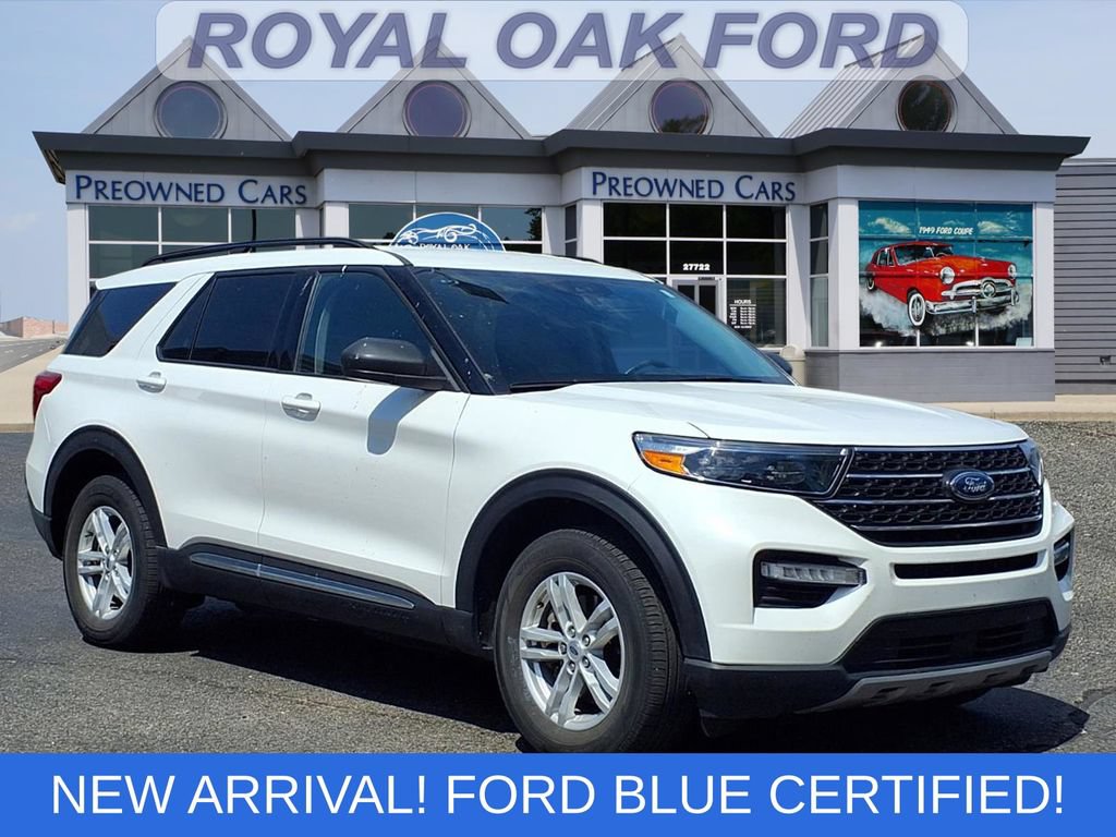 Certified 2023 Ford Explorer XLT w/ Equipment Group 202A AWD/4WD image 1