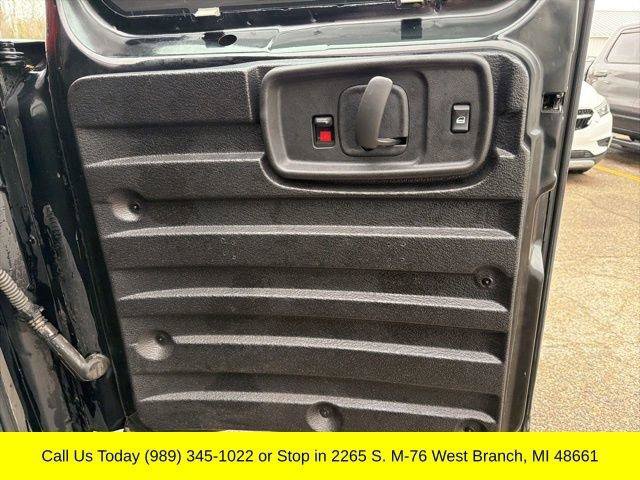 Used 2022 GMC Savana 2500 w/ Communications Package RWD image 32