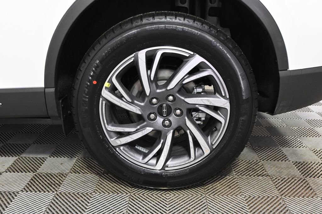 New 2026 Lincoln Corsair Premiere image 20