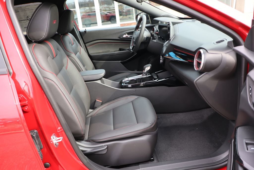 New 2026 Chevrolet Trax RS w/ Driver Confidence Package FWD image 40
