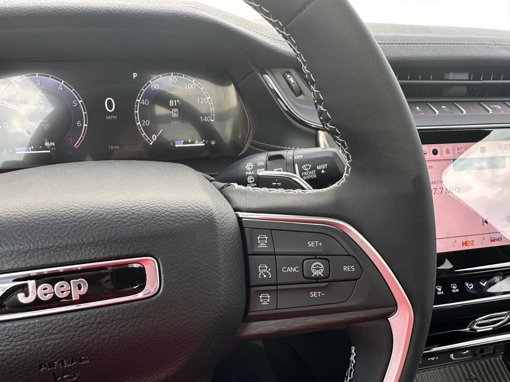 New 2026 Jeep Grand Cherokee L Limited AWD/4WD image 39