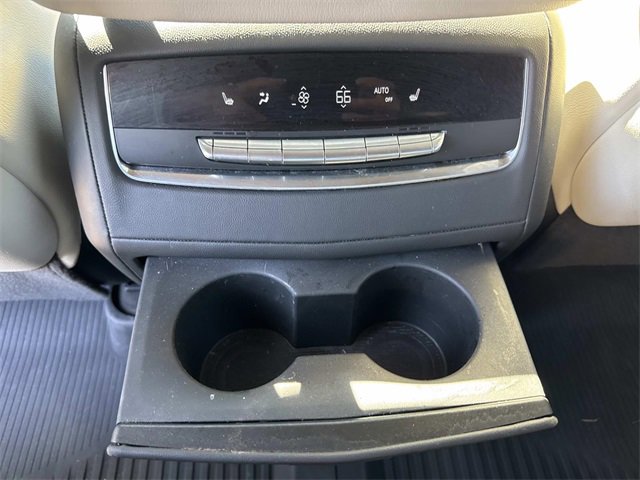 Used 2024 Cadillac Escalade Sport w/ LPO, ONYX Package image 19