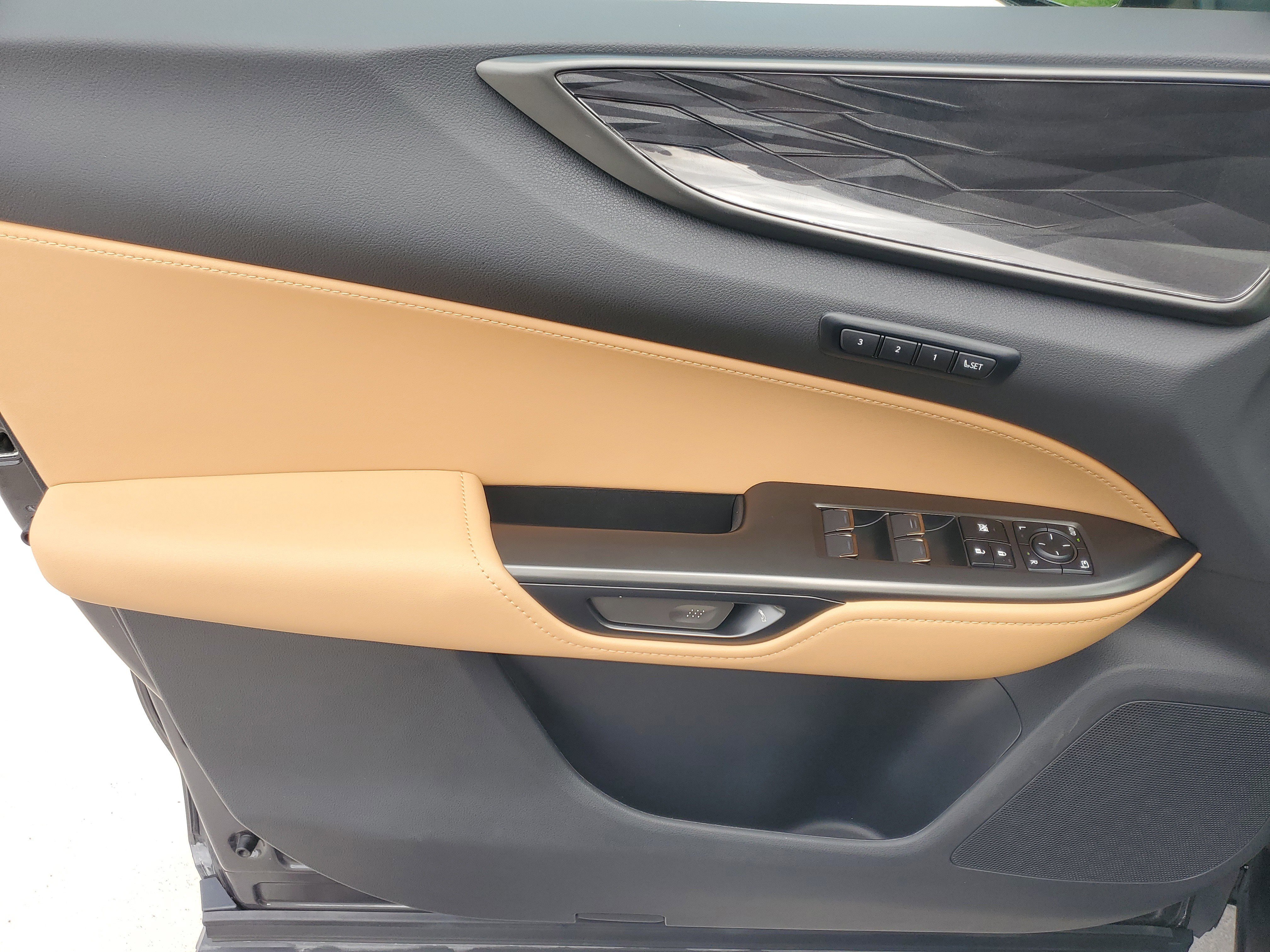 Certified 2025 Lexus NX 350 AWD w/ Accessory Package (Z2) image 23