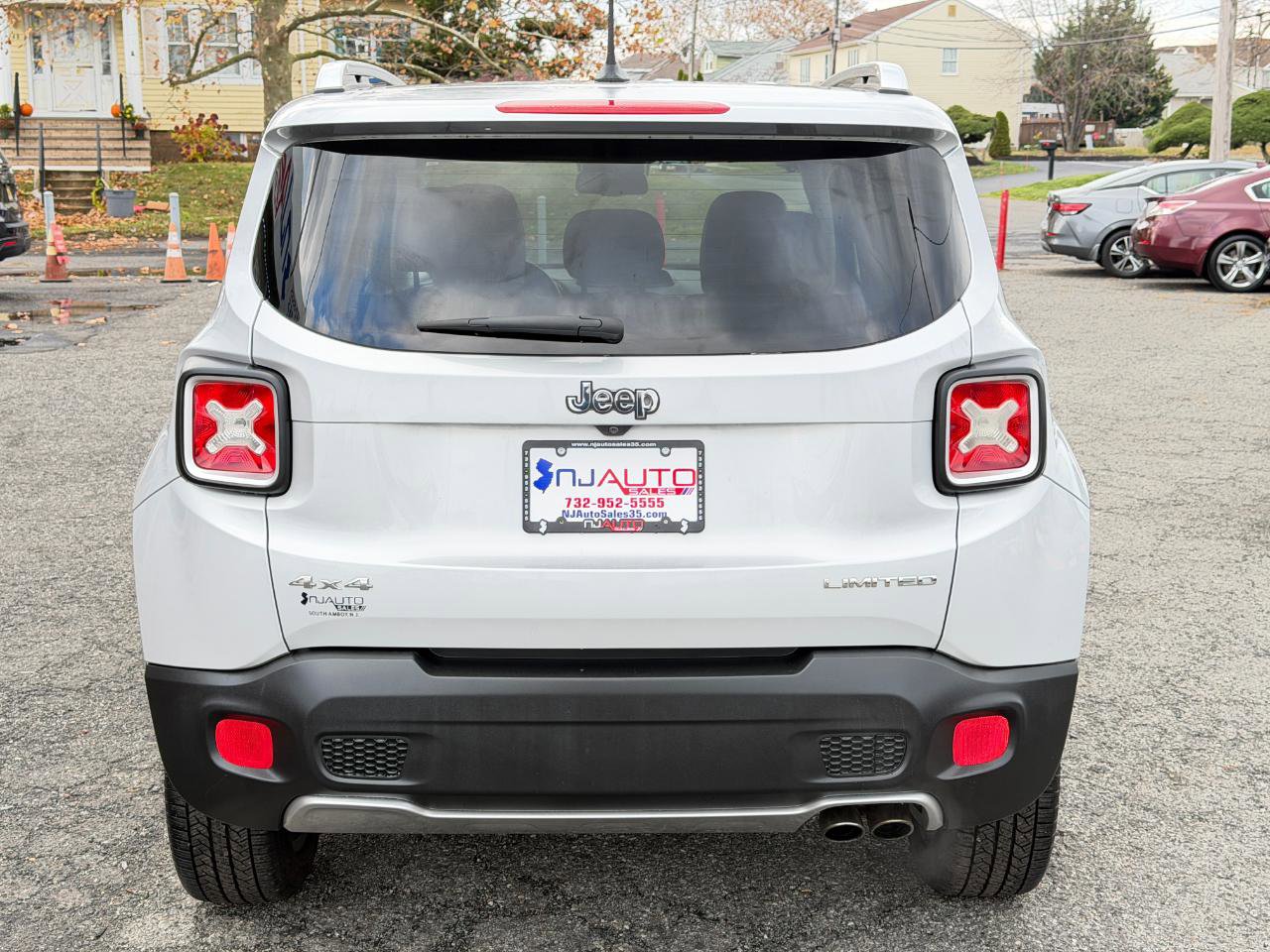 Used 2015 Jeep Renegade Limited AWD/4WD image 5