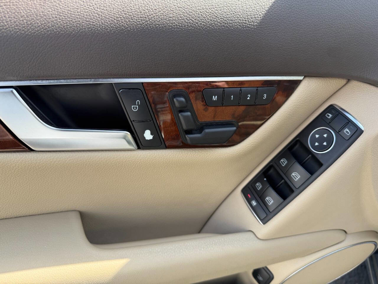 Used 2012 Mercedes-Benz C 300 4MATIC Sedan w/ Multimedia Pkg image 16