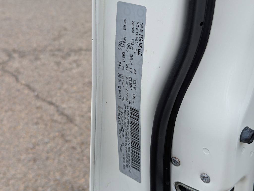 Used 2018 Jeep Compass Trailhawk w/ Navigation Group image 40