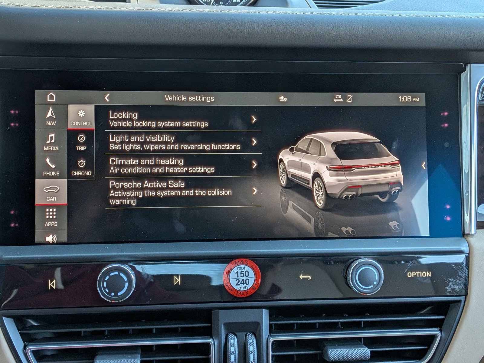 Certified 2025 Porsche Macan GTS image 16