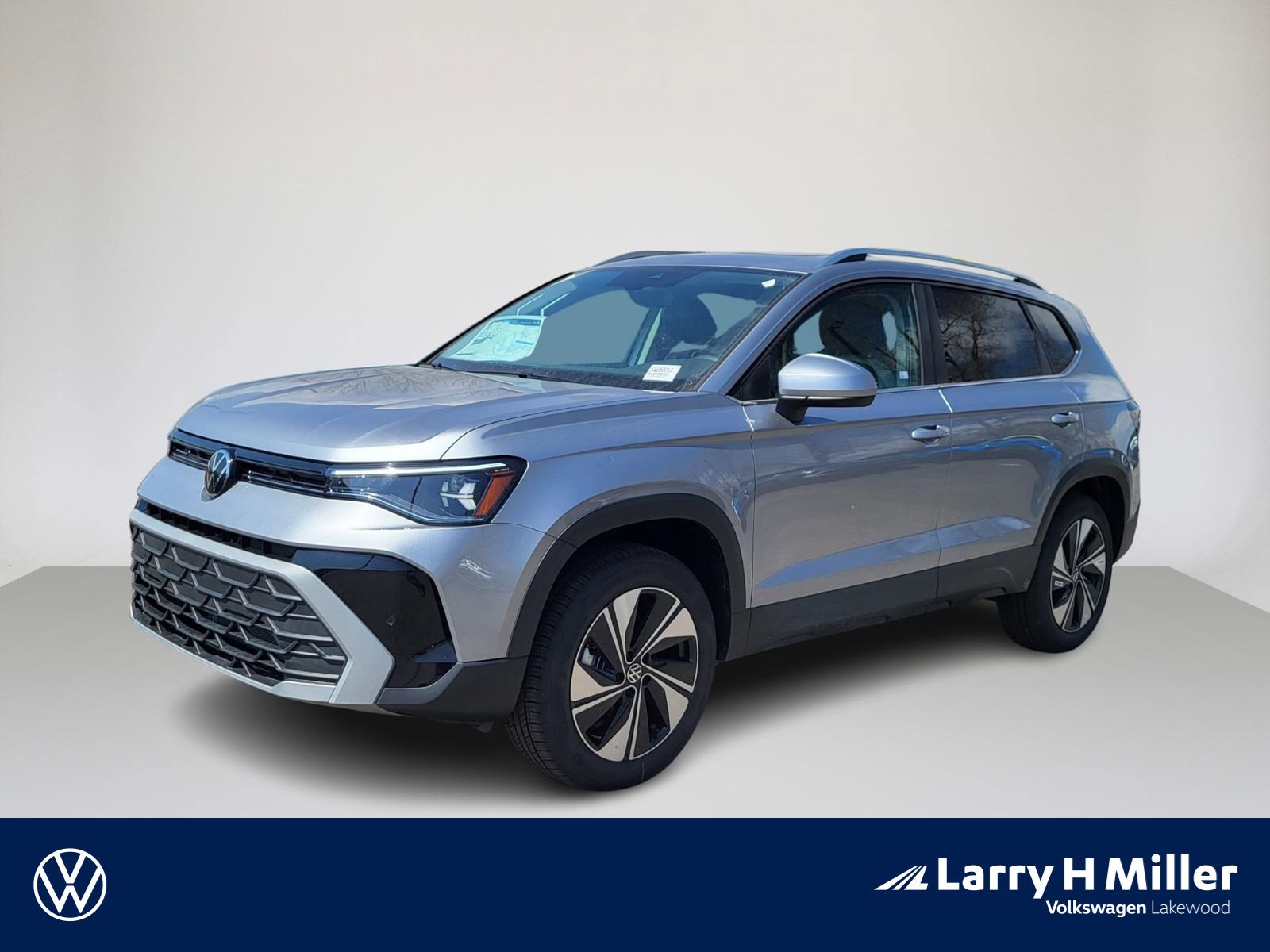 New 2025 Volkswagen Taos SE