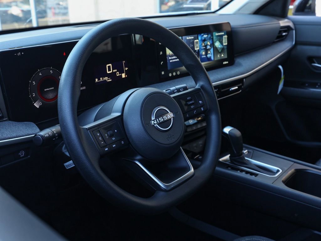 Used 2026 Nissan Kicks SV w/ Charging Package image 14