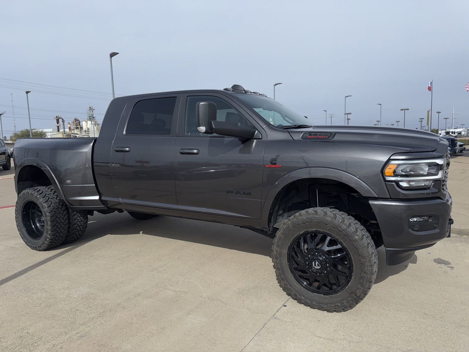 Used 2021 RAM 3500 Laramie w/ Night Edition image 1