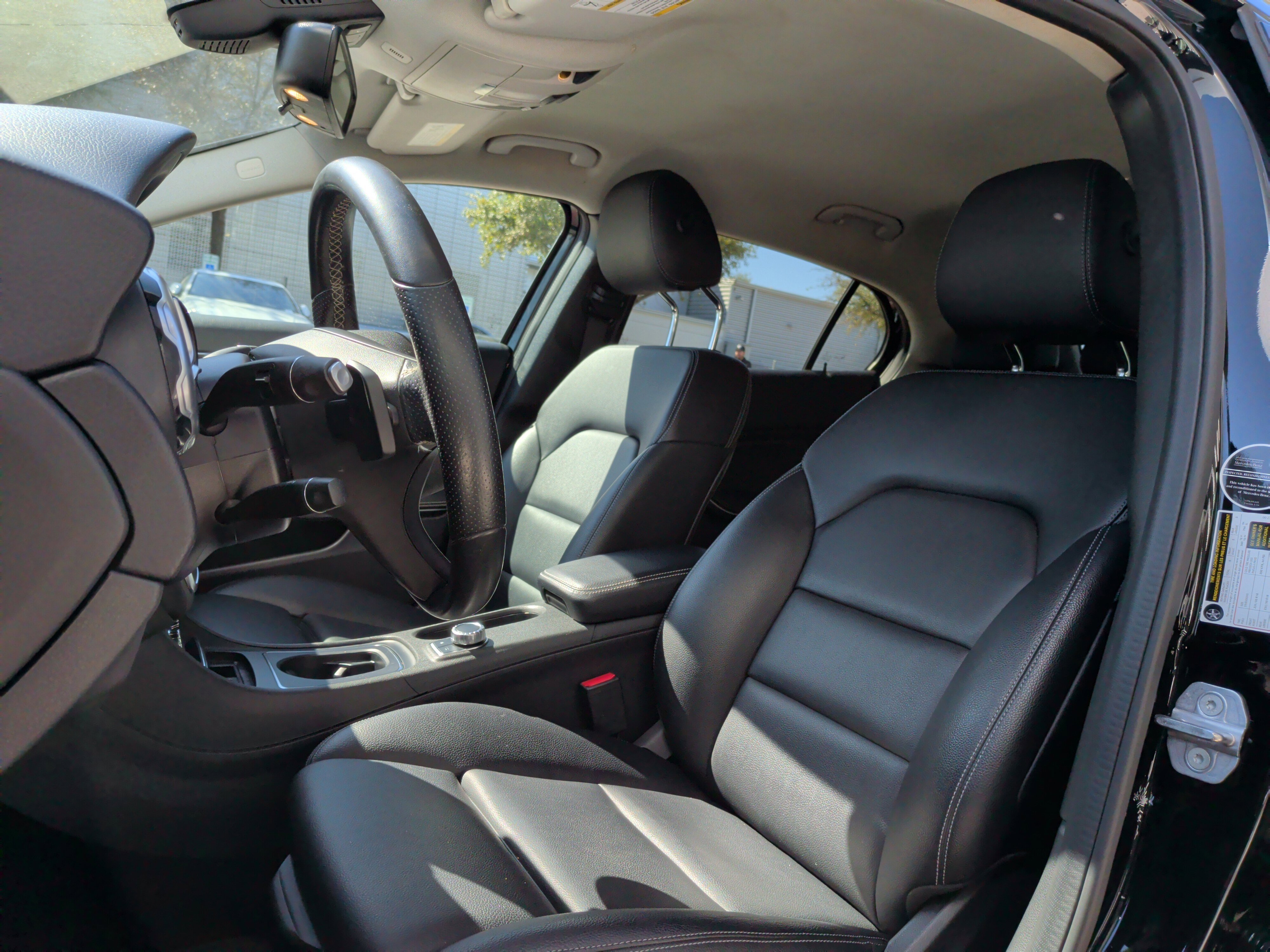 Used 2018 Mercedes-Benz GLA 250 4MATIC image 16