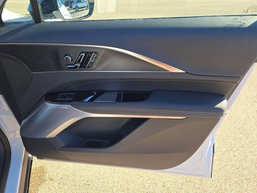 New 2026 Cadillac Lyriq Premium Sport image 5