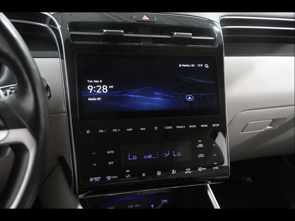 Certified 2023 Hyundai Tucson Limited AWD/4WD image 9