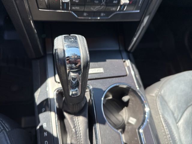 Used 2017 Ford Explorer XLT w/ Equipment Group 202A image 28