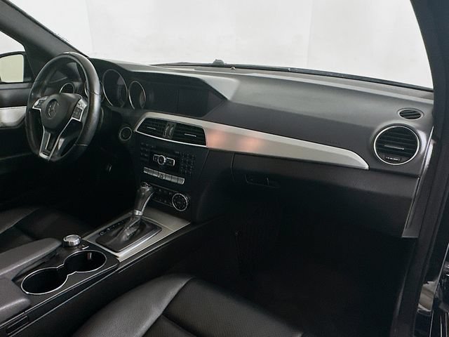 Used 2013 Mercedes-Benz C 250 Sedan image 27