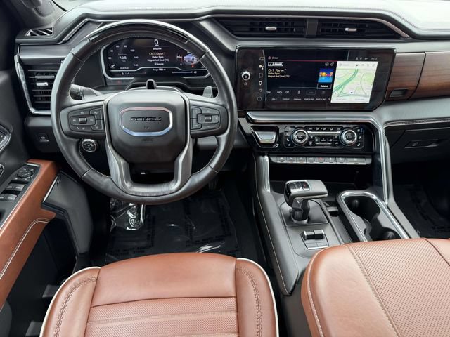Used 2024 GMC Sierra 1500 Denali Ultimate AWD/4WD image 11