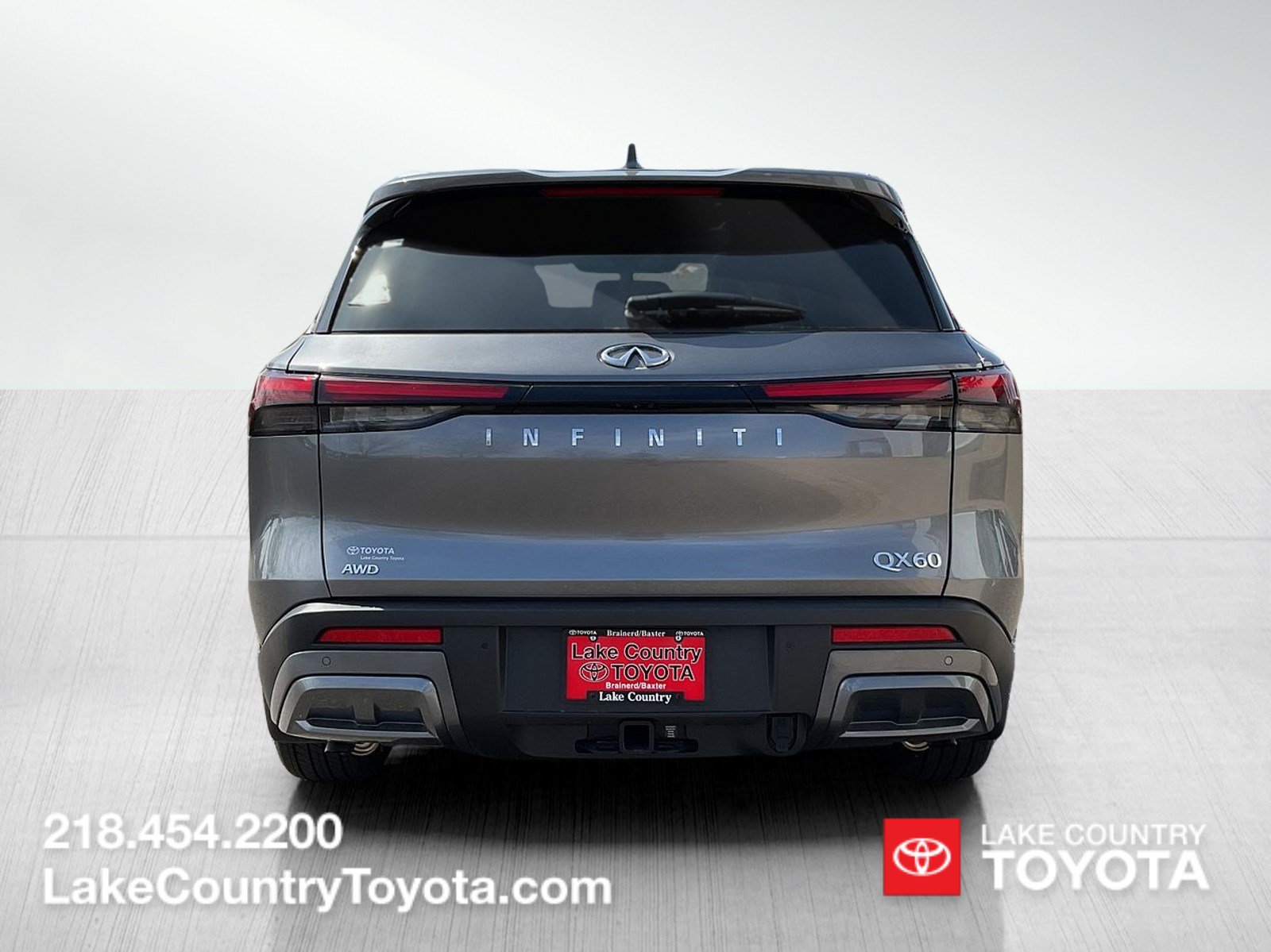 Used 2025 INFINITI QX60 Sensory AWD/4WD image 4