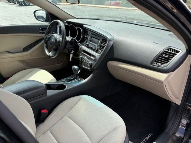 Used 2014 Kia Optima LX FWD image 19