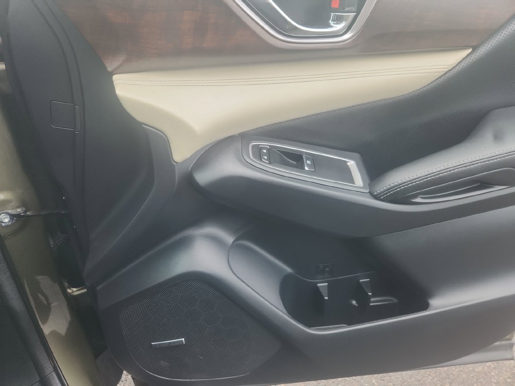 Used 2022 Subaru Ascent Touring AWD/4WD image 28